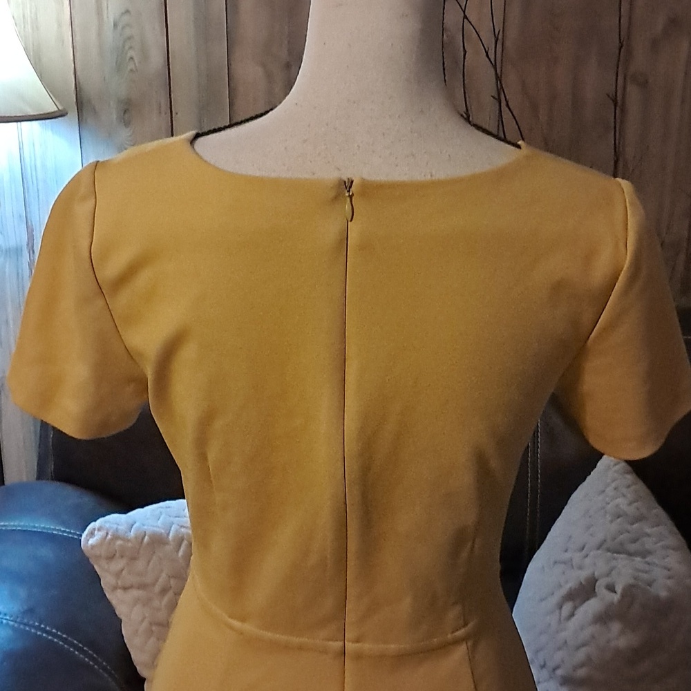 Boden Carolyn Ponte V Neck Dress Saffron Yellow Size 6 A Line Spring - Picture 7 of 10